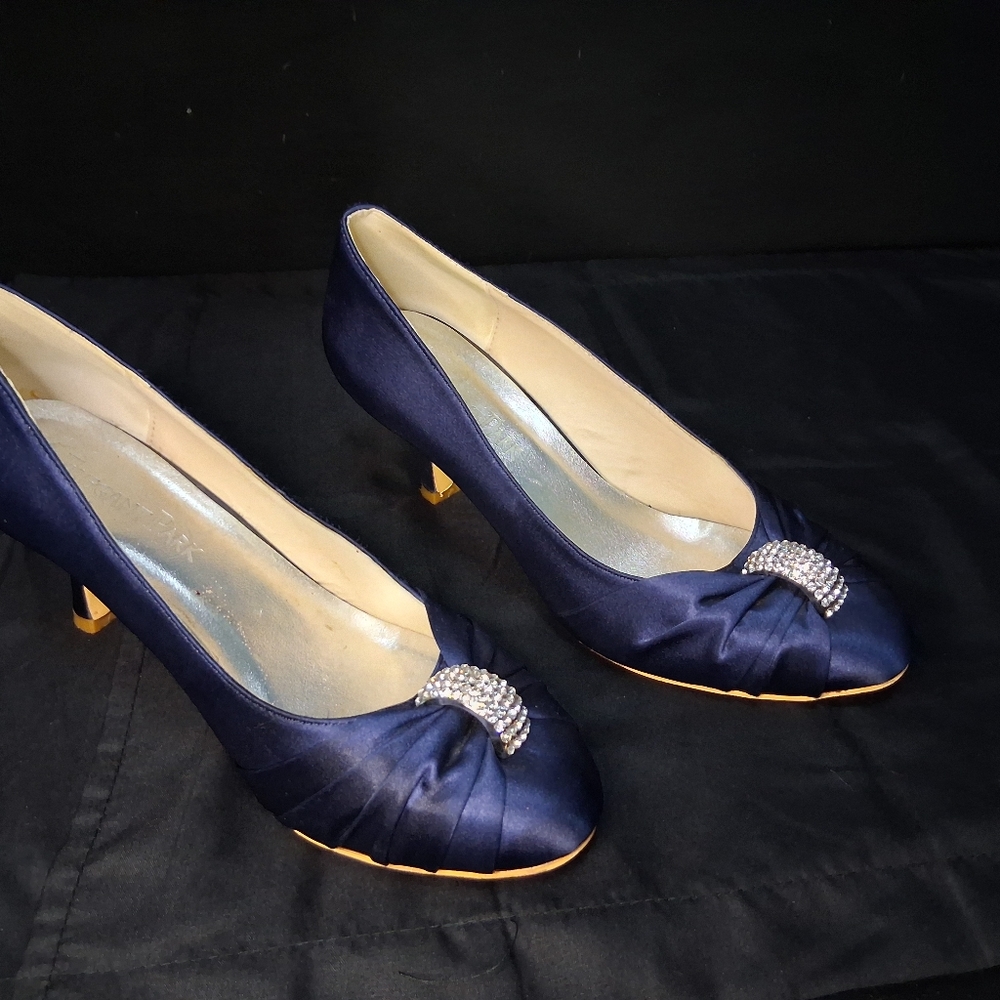 Elegant Navy Blue Women's Heels